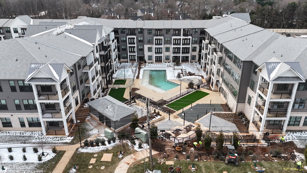 POOL DECK