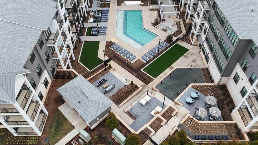 POOL COURTYARD