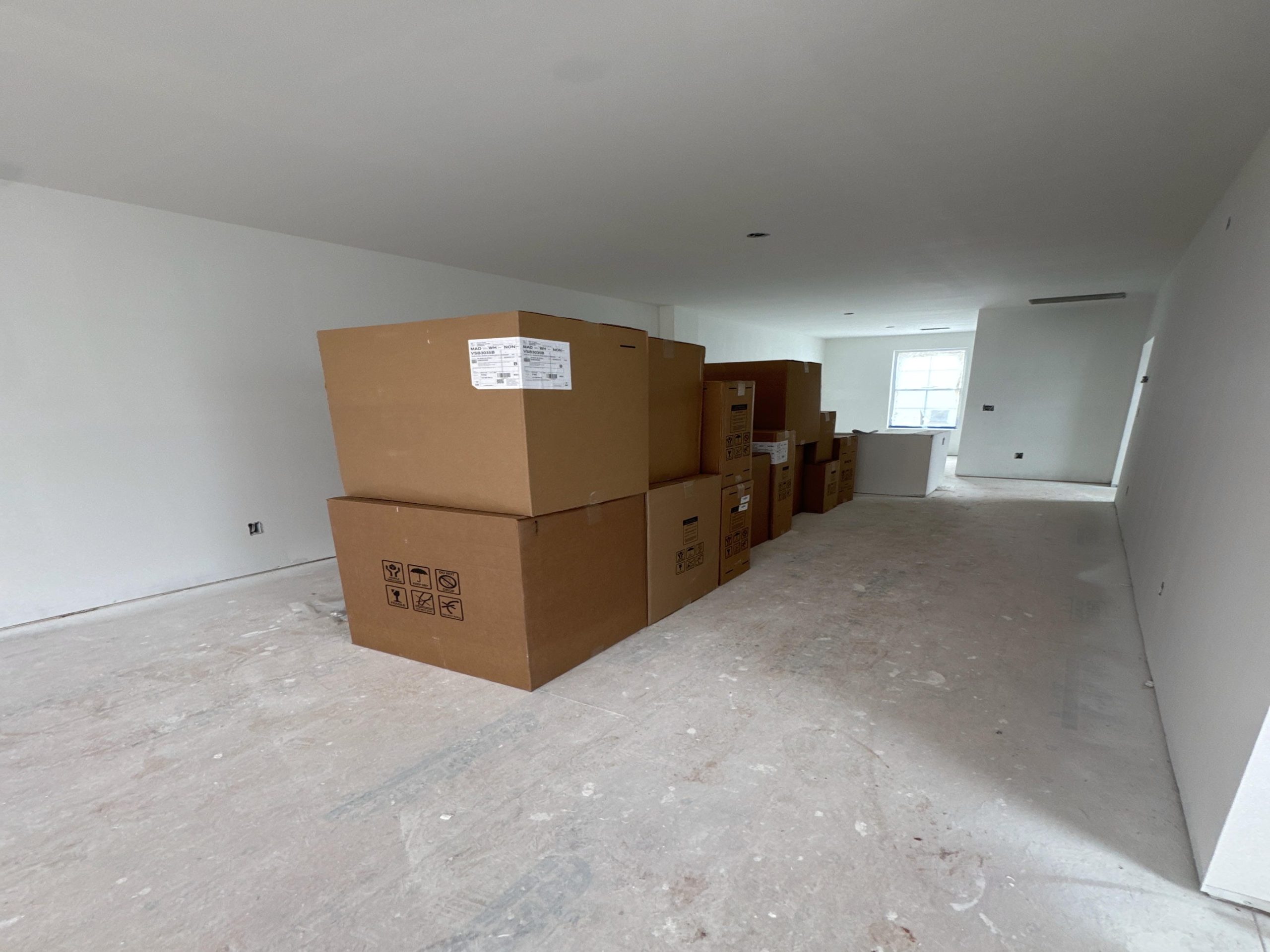 CABINETS DELIVERED IN E1