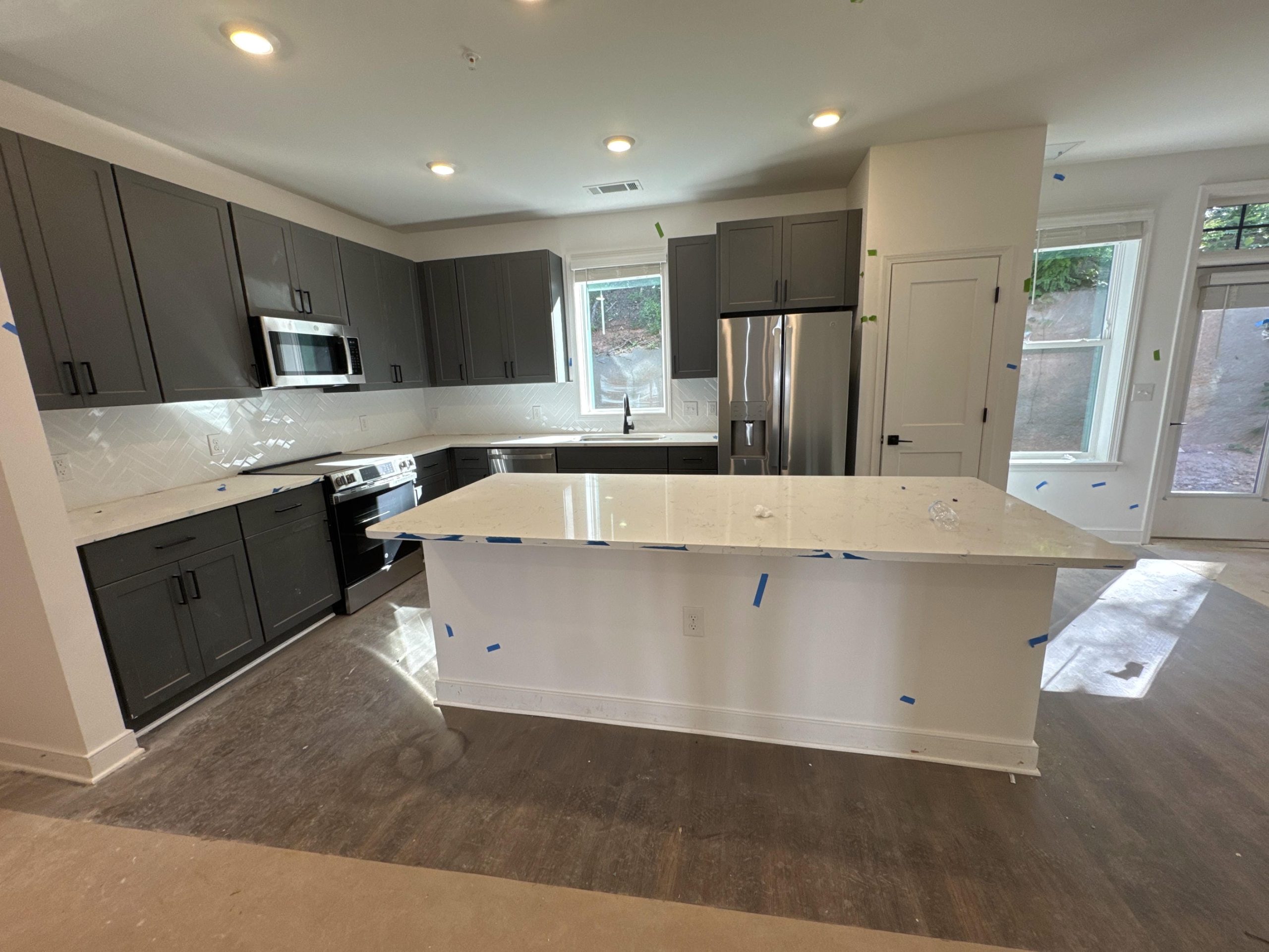 TOWNHOME KITCHEN