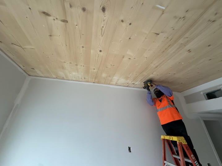 SANDING OF CLT STAINS