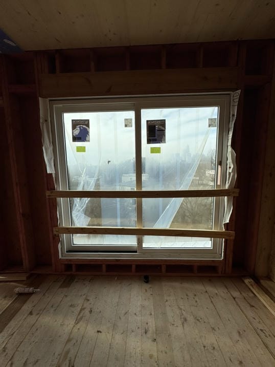 SLIDING GLASS WINDOWS